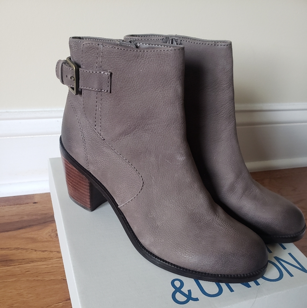 Booties - Picture 3 of 5